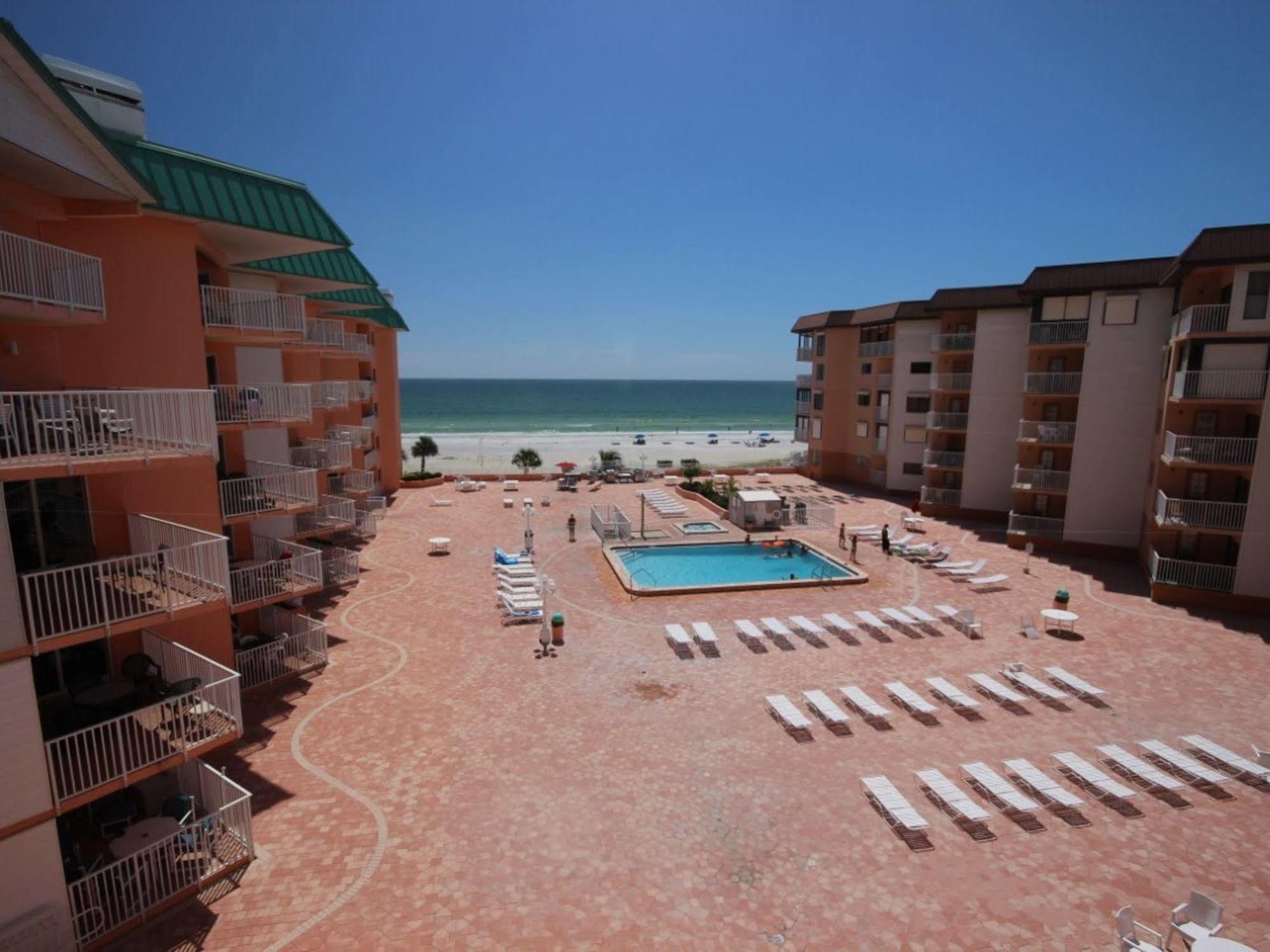 Beach Cottages Indian Shores Exterior photo